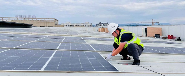 Proyecto de techo de fábrica bajo intensa instalación-módulo flexible de HG